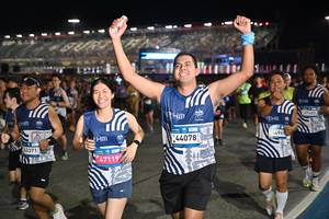 BIB: 
                            <button type="button" onclick="openModal(23931306)" class="btn btn-primary btn-sm float-right btn-popup" data-toggle="modal" data-target=".modal-high-quality">
                        <i class="fas fa-shopping-cart"></i> Add to Cart
                    </button>
                                            <button type="button" onclick="isThisMe(23931306, true)" class="btn btn-success btn-sm float-right btn-popup btn-isme hidden" data-toggle="tooltip" data-placement="bottom" title="นี่คือรูปของคุณใช่ไหม คลิกที่นี่เพื่อเอาเข้าอัลบั้ม">
                        <i class="fas fa-plus"></i> Add to album
                    </button>
                    <button type="button" onclick="isThisMe(23931306, false)" class="btn btn-warning btn-sm float-right btn-popup btn-isnotme hidden">
                        <i class="fas fa-ban"></i> Remove from album
                    </button>